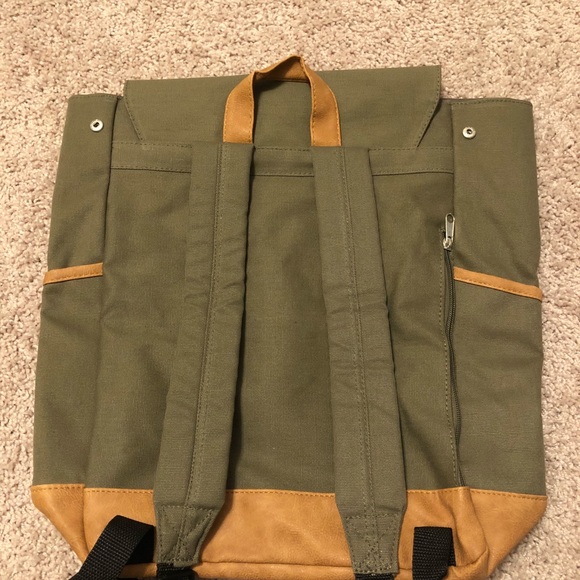 NWT Olive Green canvas book bag - Picture 2 of 8